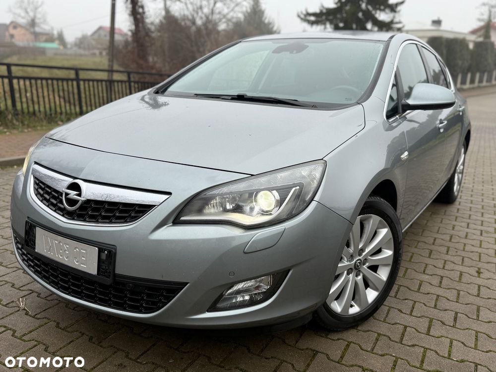 Opel Astra 1.4 Turbo Cosmo - 3