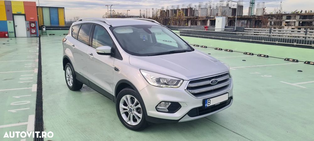 Ford Kuga 2.0 TDCi 2WD Titanium - 6