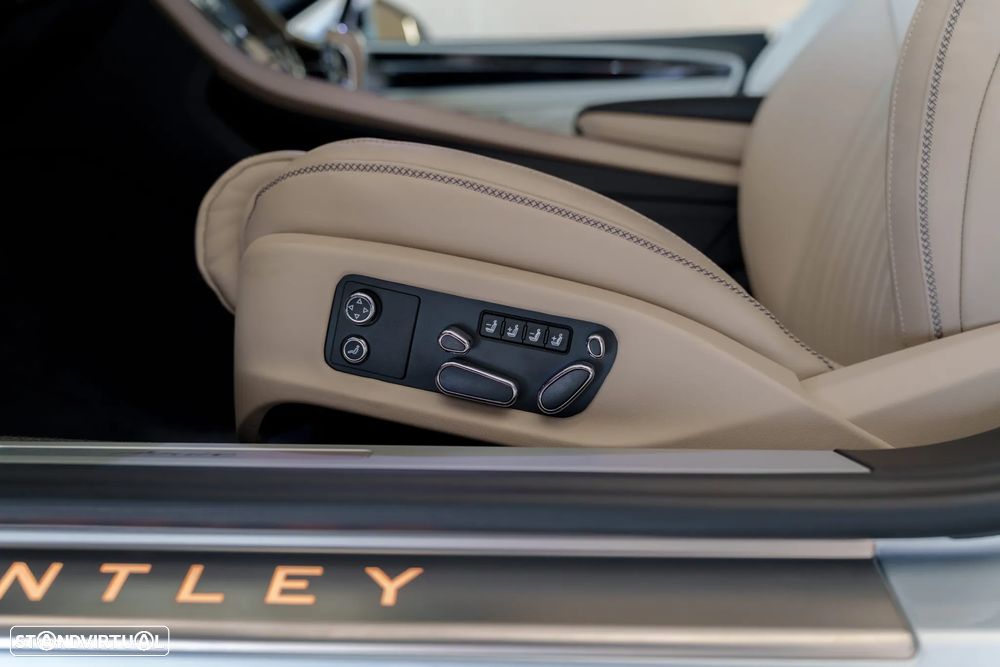 Bentley Continental Cabrio GT V8 Azure - 30