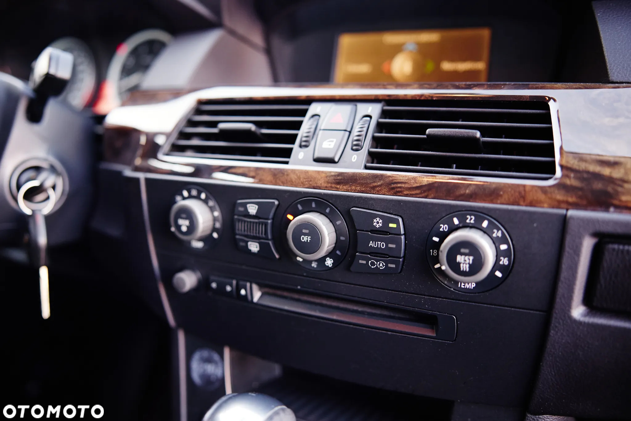 BMW Seria 5 - 25