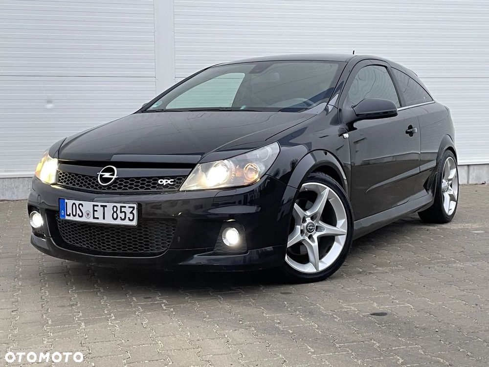 Opel Astra OPC - 3