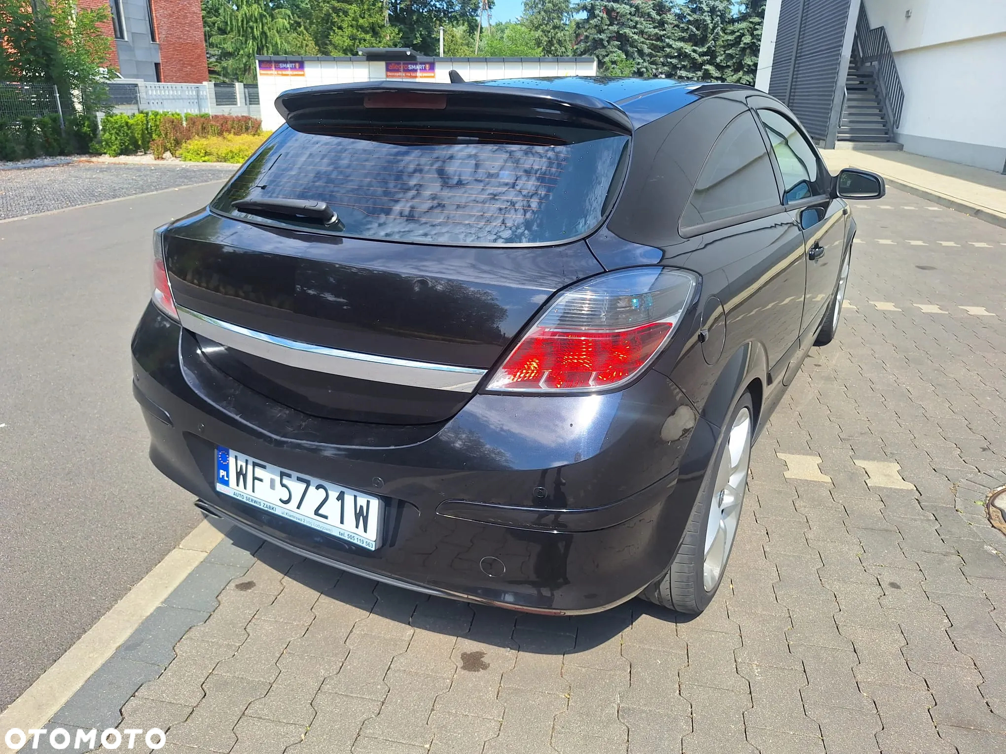 Opel Astra GTC 2.0 Turbo Sport - 9