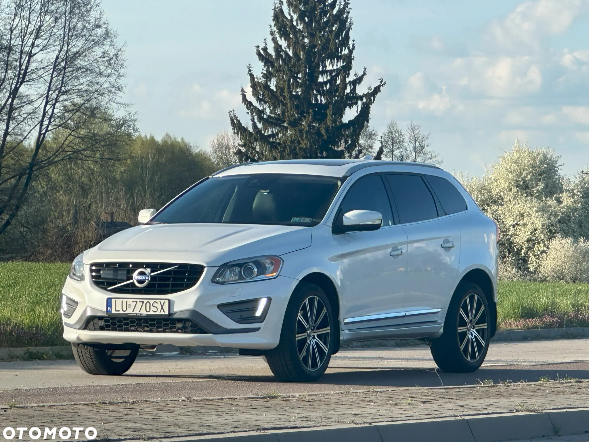 Volvo XC 60 T6 AWD Edition Pro - 4