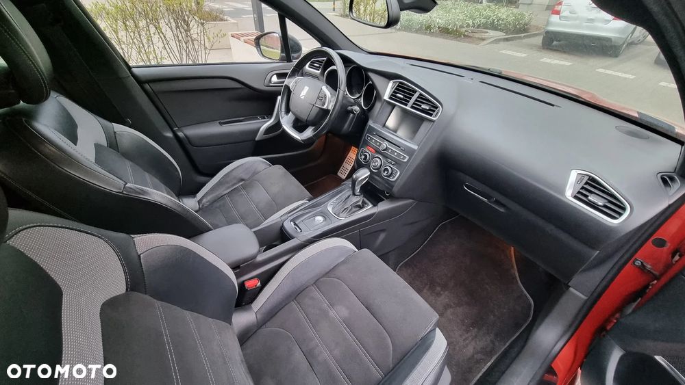 DS Automobiles DS 4 Crossback 2.0 BlueHDi SportChic S&S EAT6 - 10