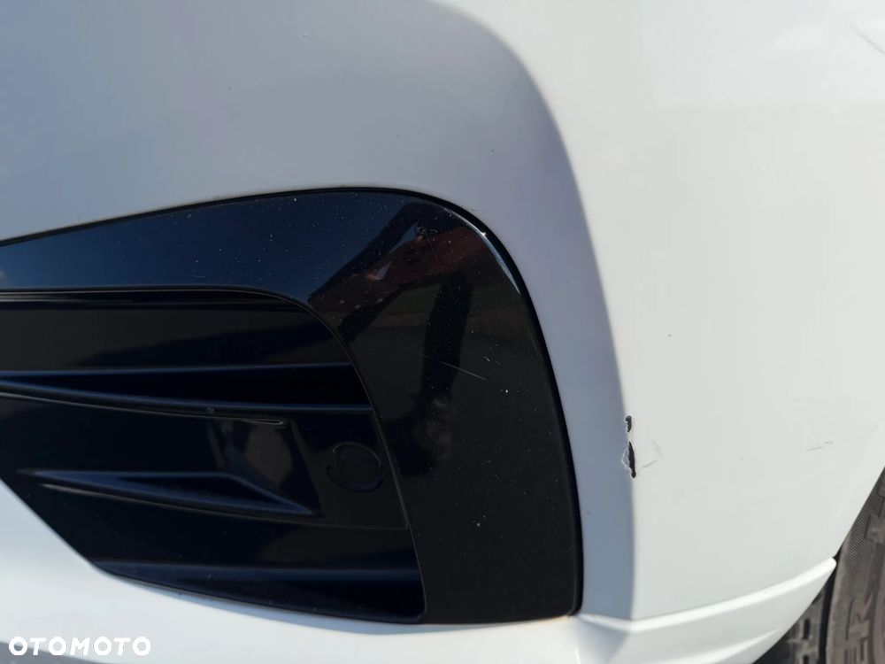 Volvo XC 60 D4 AWD R-Design - 13