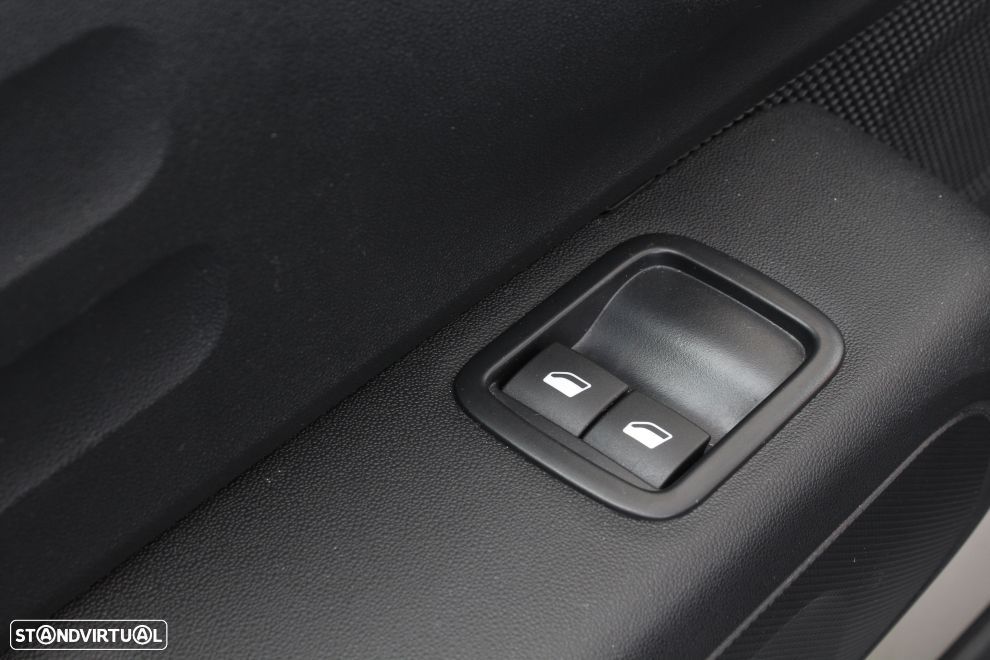 Citroën C3 1.5 BlueHDi C-Series - 23