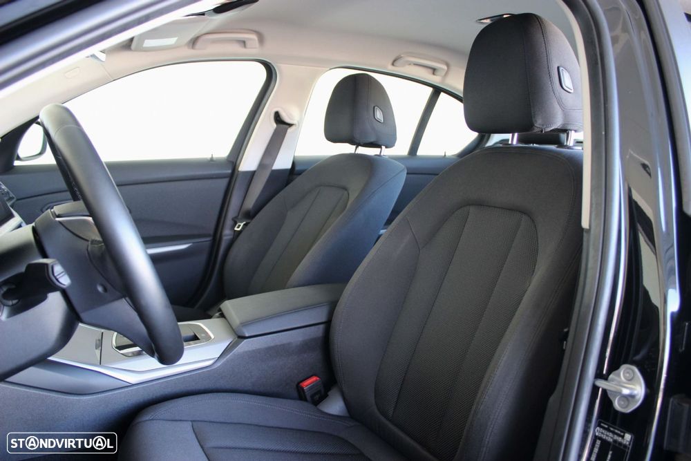 BMW 330 e Corporate Edition Auto - 46