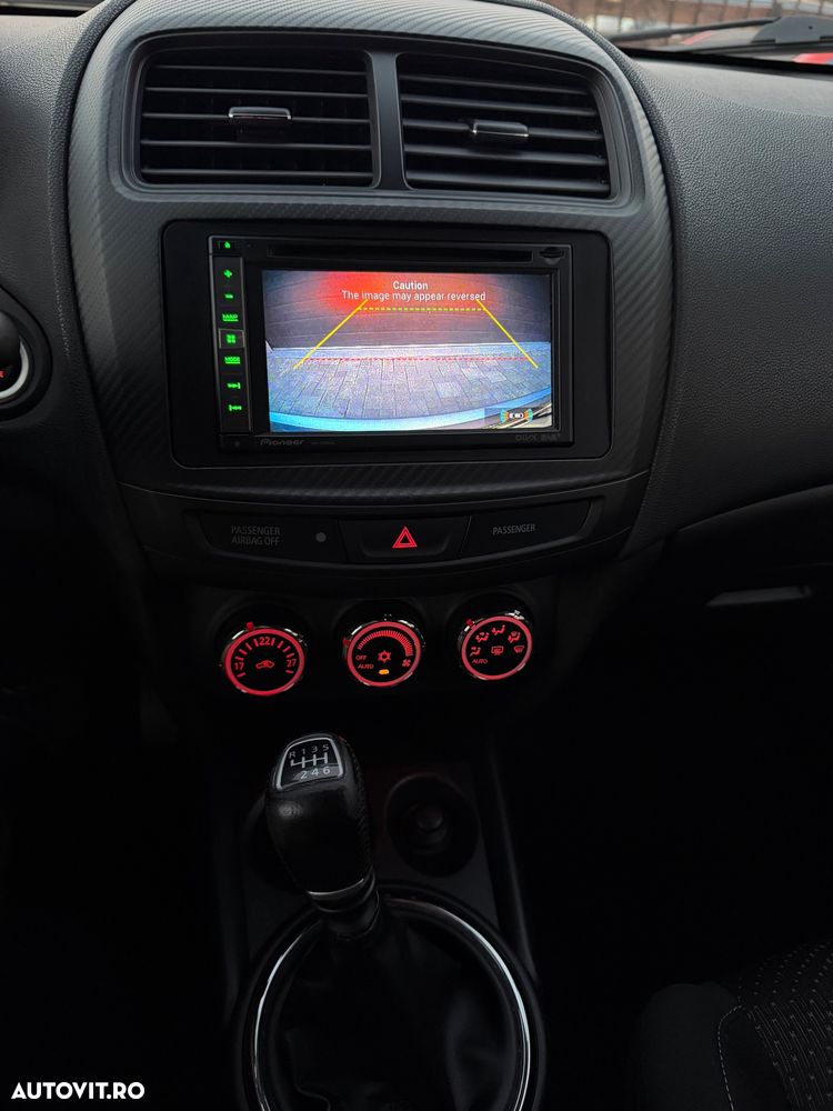 Mitsubishi ASX - 9