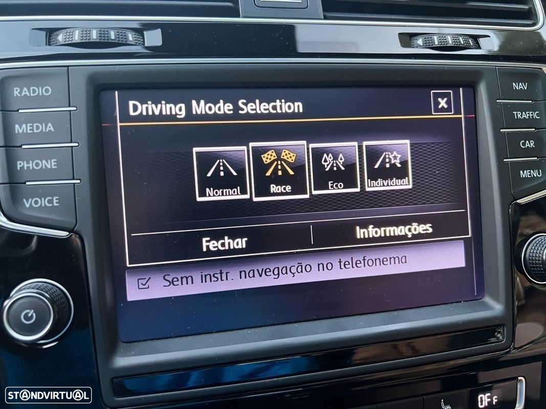 VW Golf 2.0 TSi R - 45