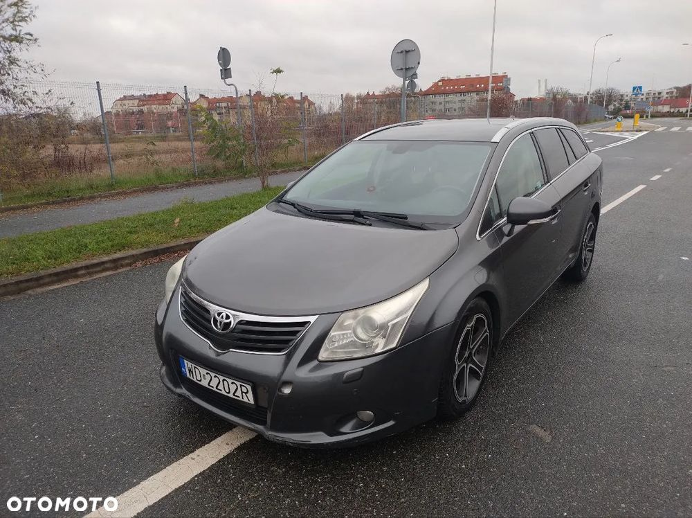Toyota Avensis 2.0 D-4D Premium - 15