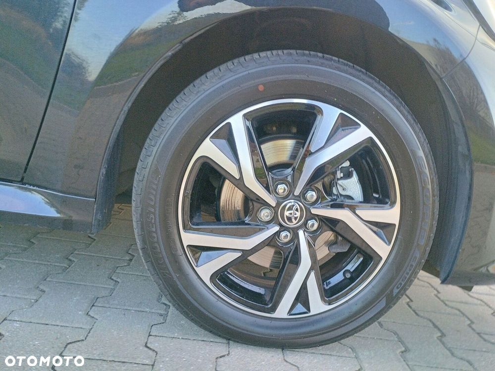 Toyota Yaris Hybrid 1.5 Style - 10