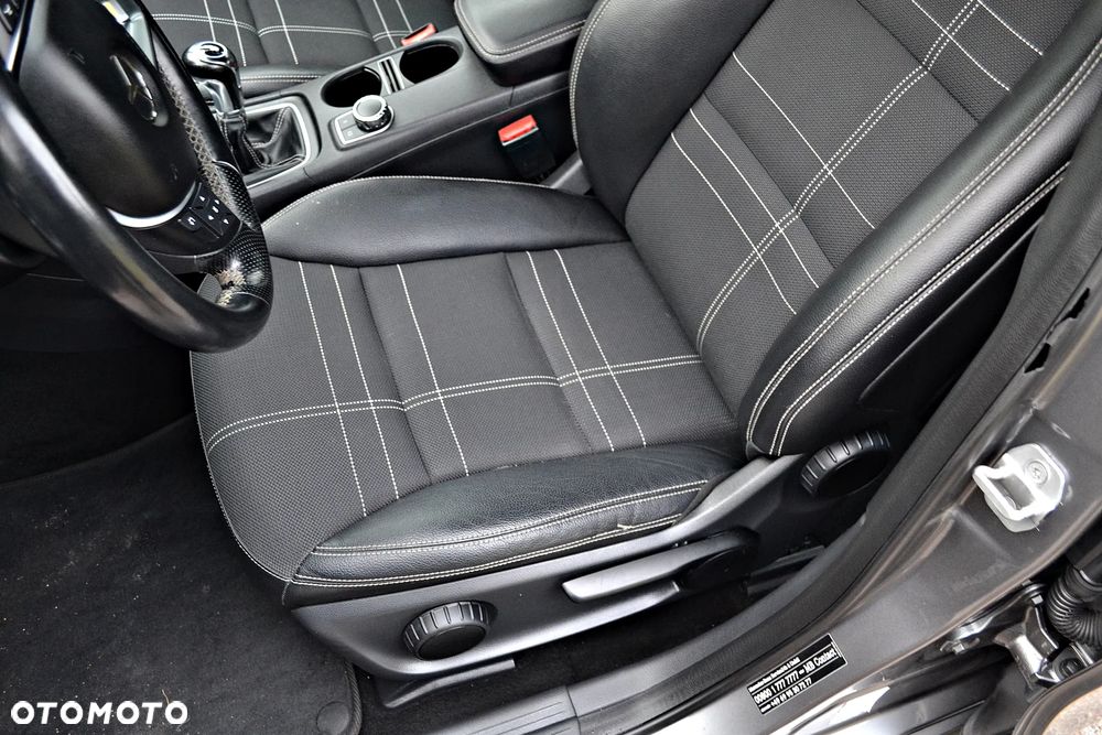 Mercedes-Benz Klasa A 200 - 26