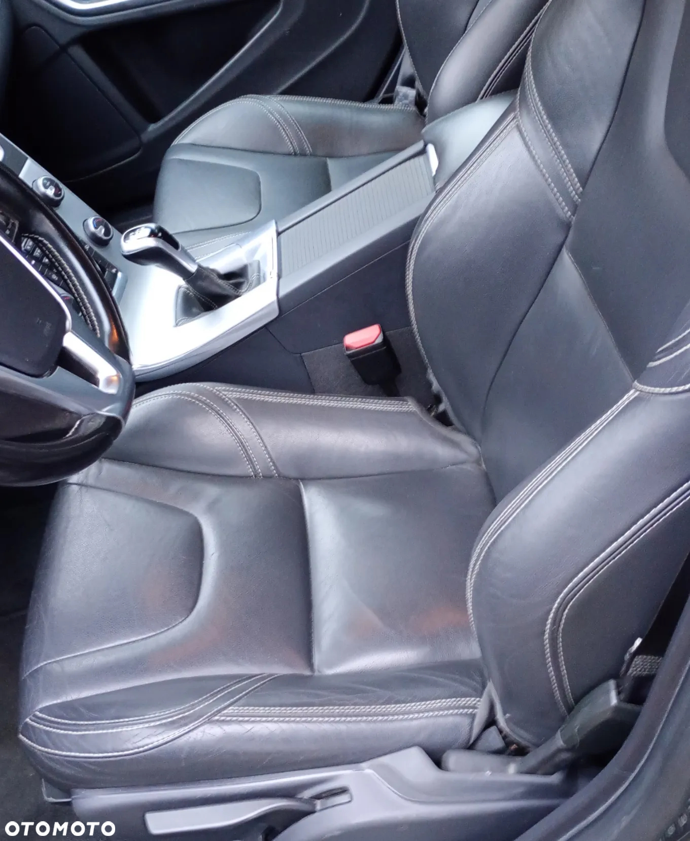 Volvo V60 D2 Summum - 14