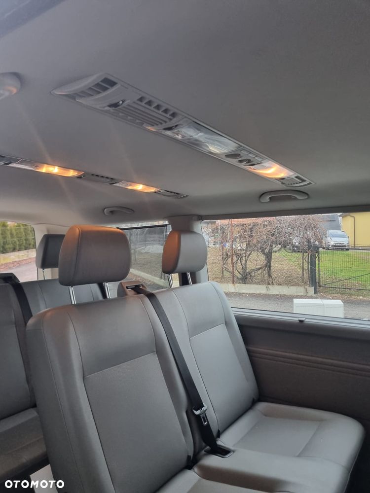 Volkswagen Caravelle 2.0 TDI L2 Comfortline Mixt - 11