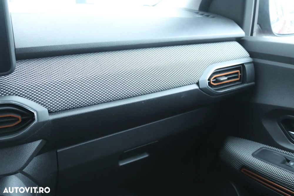 Dacia Sandero TCe 90 MT6 Comfort - 25