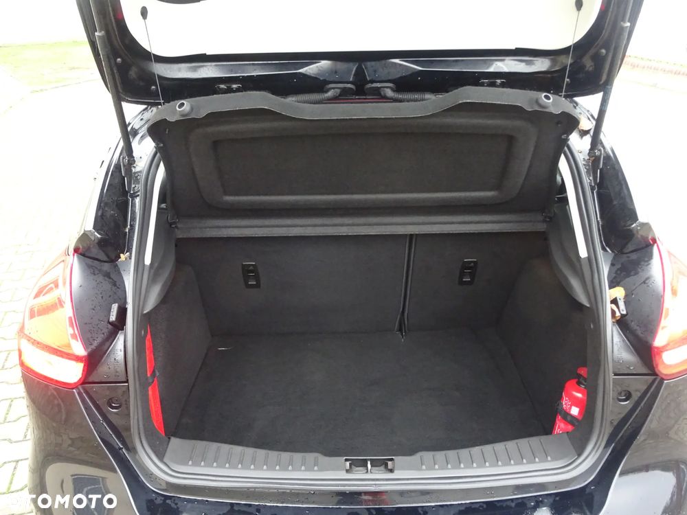 Ford Focus 2.0 TDCi ST-Line Black ASS - 19