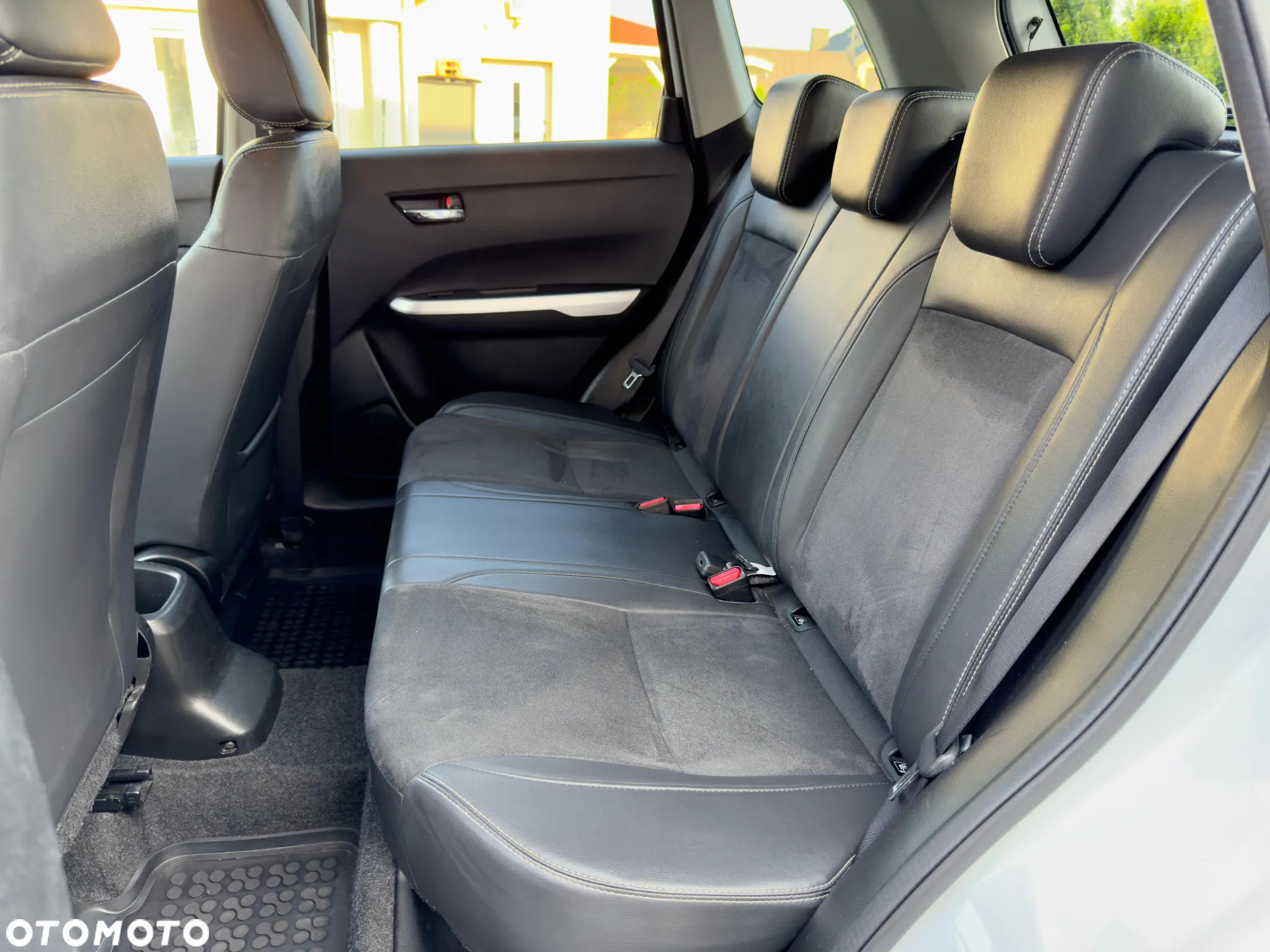 Suzuki Vitara 1.6 Premium 2WD - 35