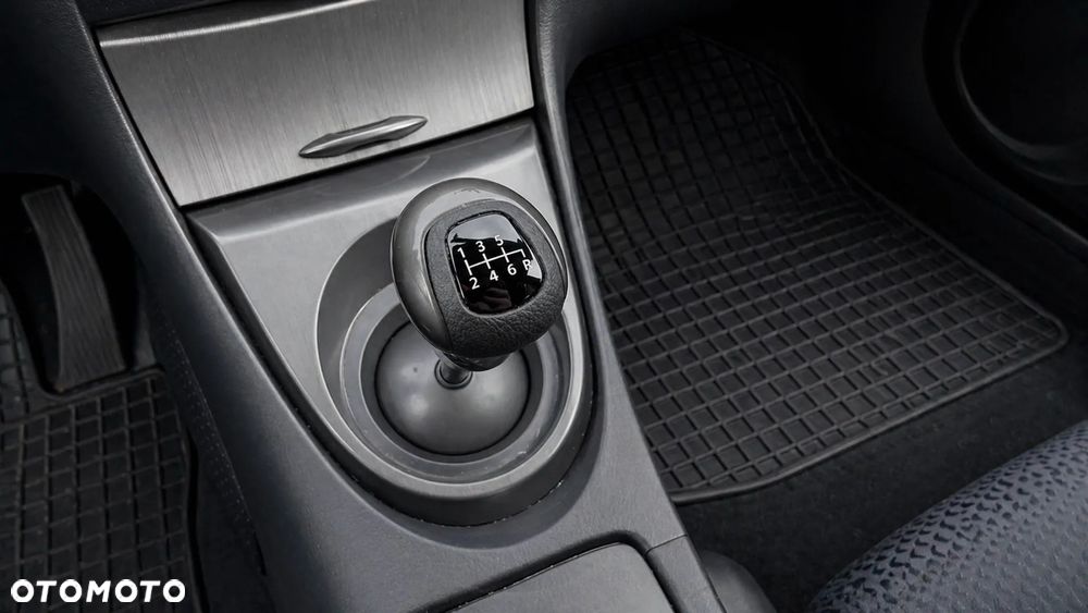 Honda Civic 1.4 Base / S - 12