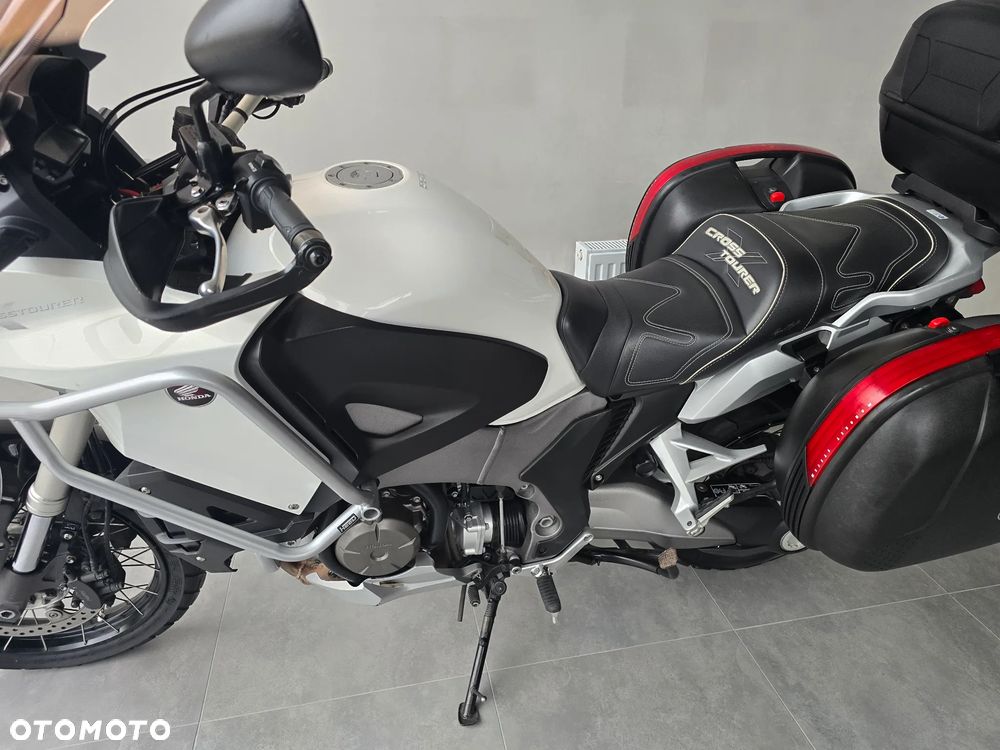 Honda VFR - 18