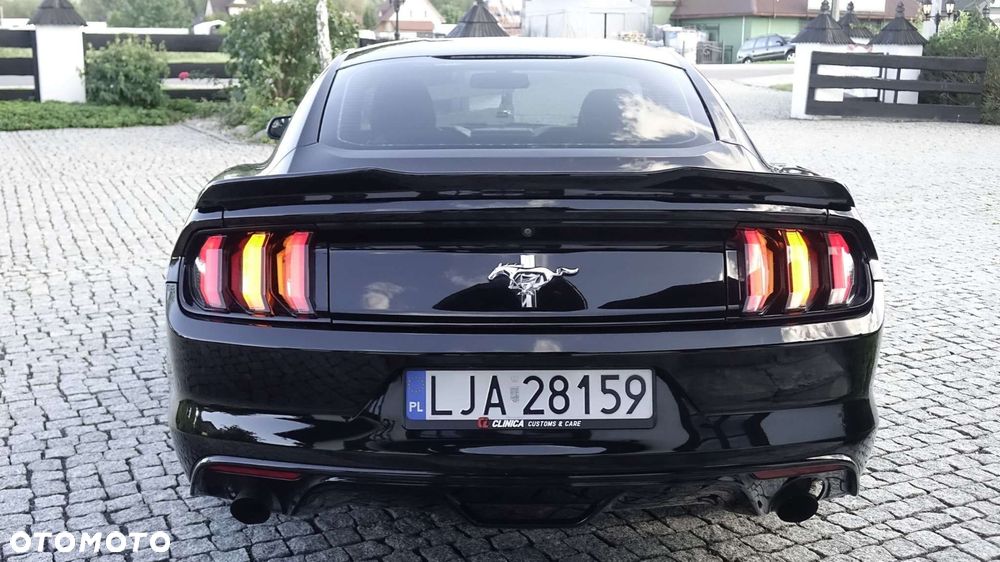 Ford Mustang - 15