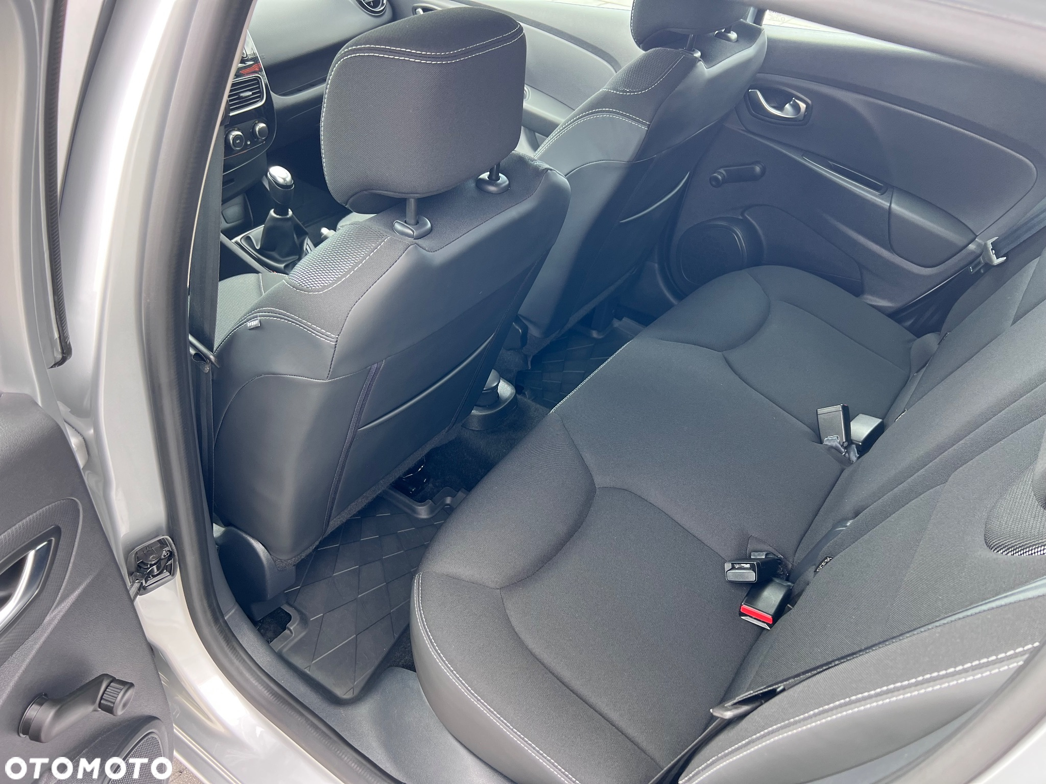Renault Clio Grandtour Energy TCe 90 Business - 21