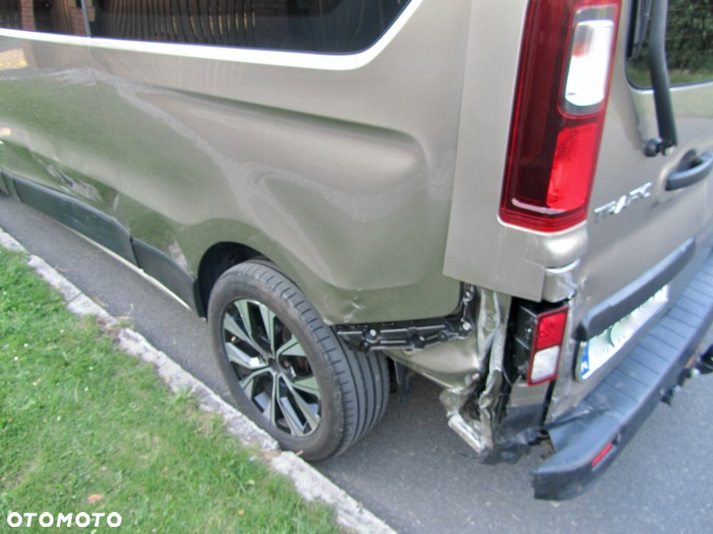 Renault Trafic 1.6 dCi - 9