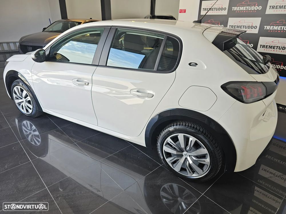 Peugeot e-208 Active - 8