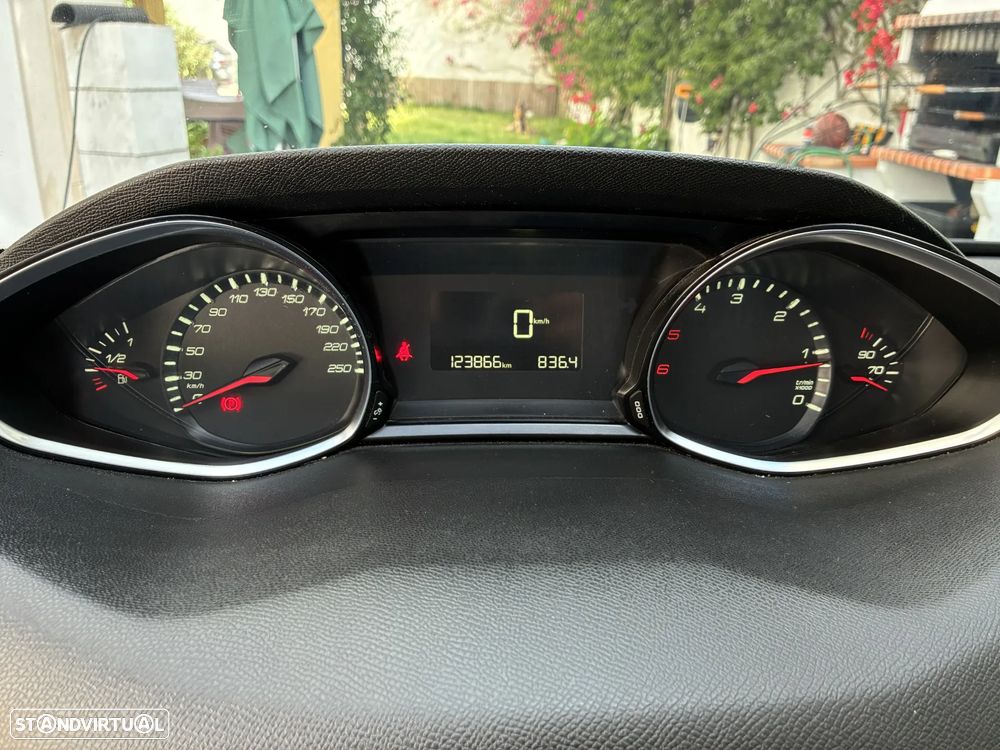 Peugeot 308 SW 1.6 e-HDi Active - 6