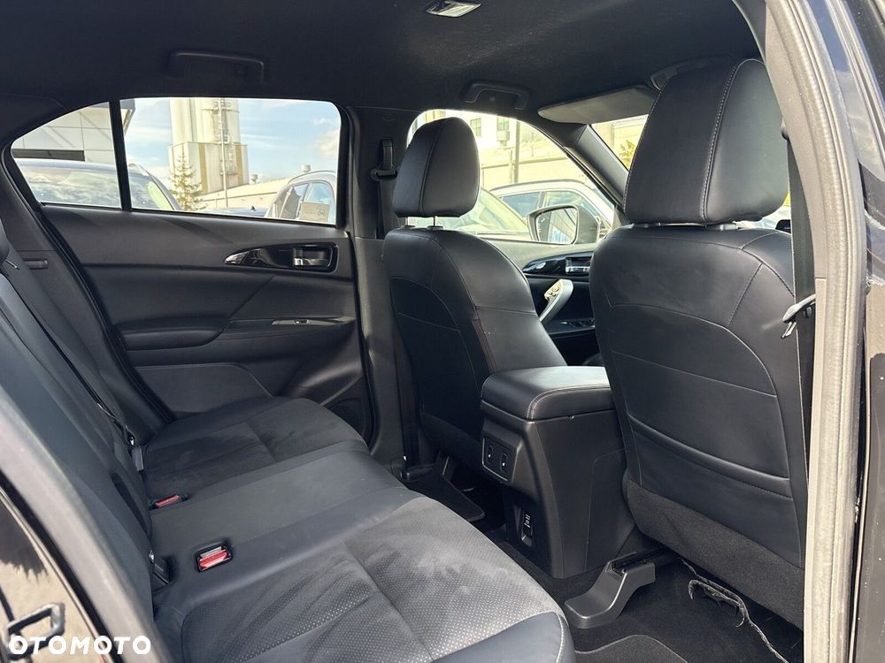 Mitsubishi Eclipse Cross 2.4 PHEV Intense Plus - 29