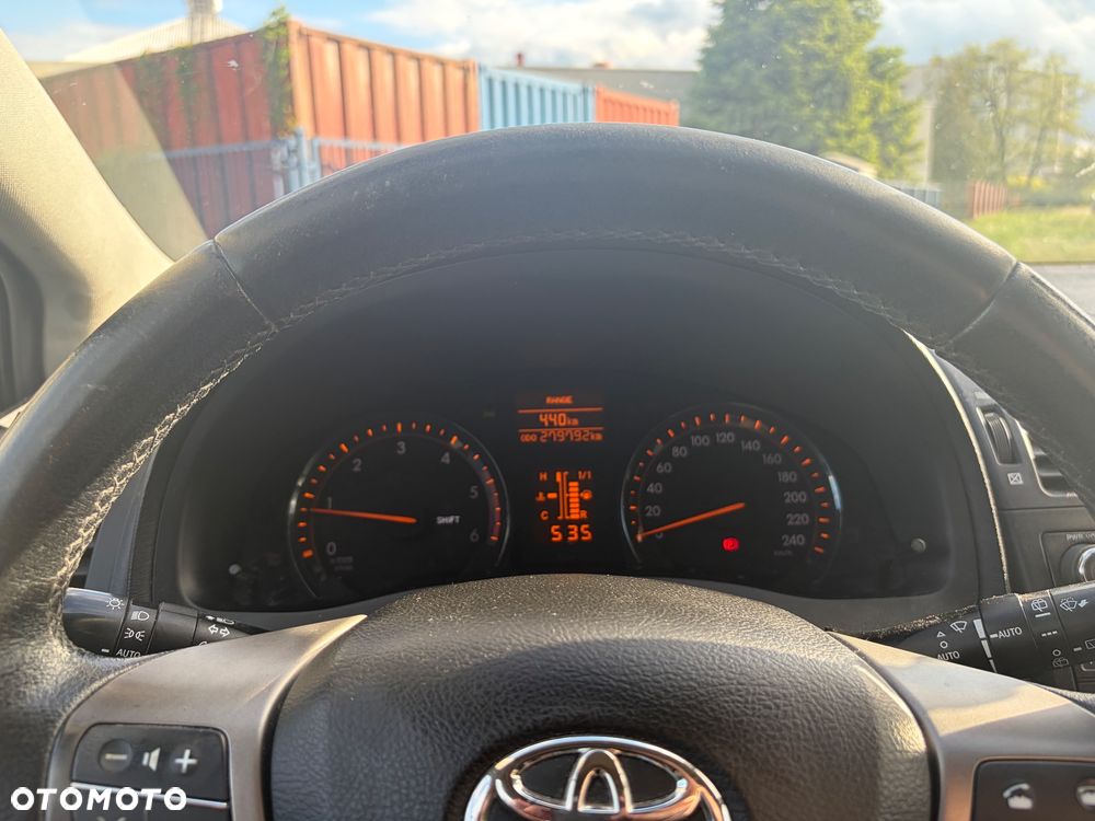 Toyota Avensis 2.0 D-4D Sol - 5