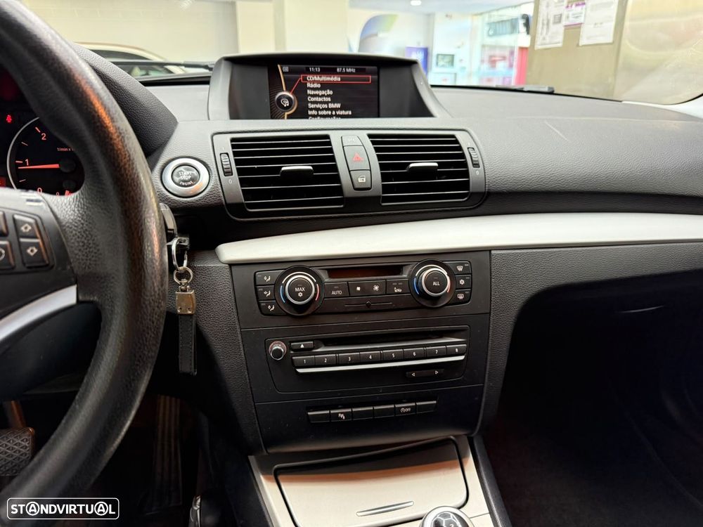 BMW 118 d Pack M - 18