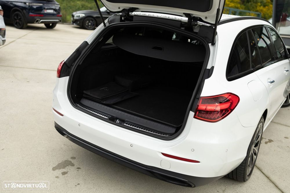 Mercedes-Benz C 300 e Avantgarde - 49