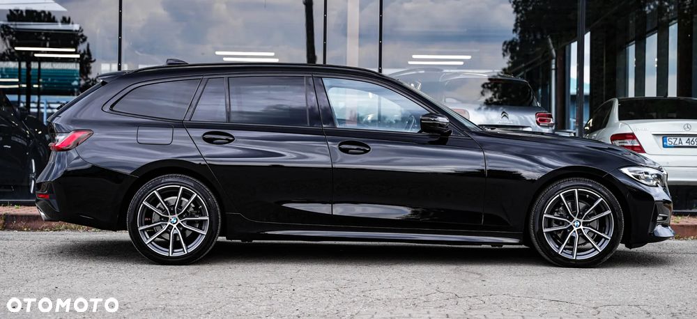 BMW Seria 3 320d Touring Sport Line - 15