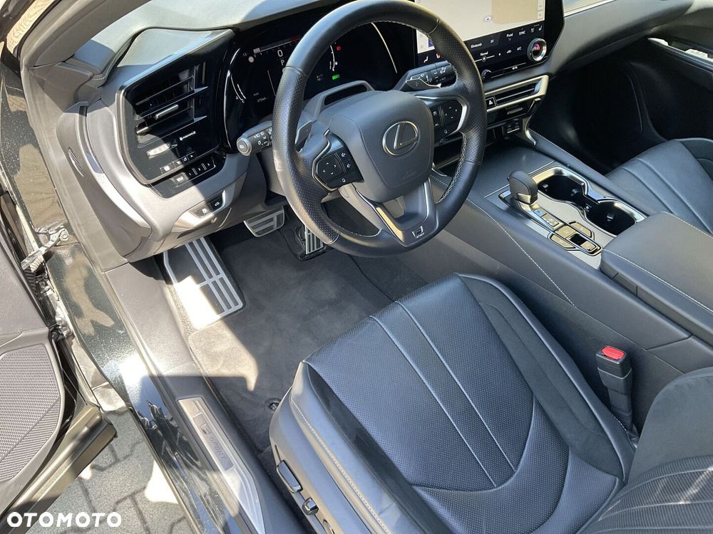 Lexus RX - 23