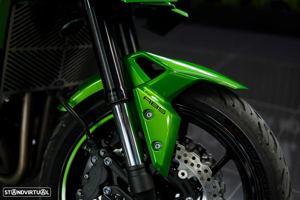 Kawasaki ZR 900 Akrapovic Full Titanium - 5