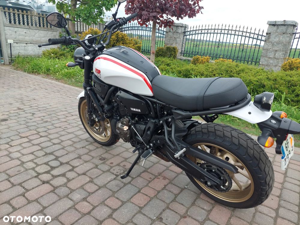 Yamaha XSR - 3