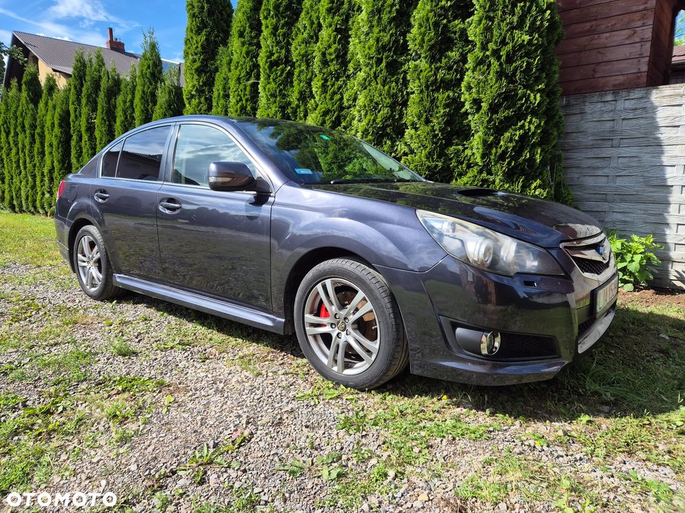 Subaru Legacy 2.5i GT - 3