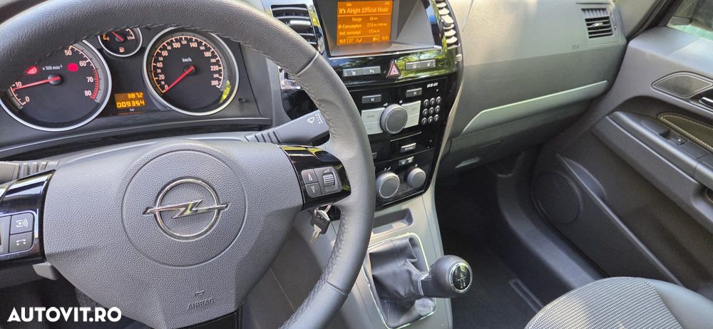 Opel Zafira 1.8i Enjoy - 18