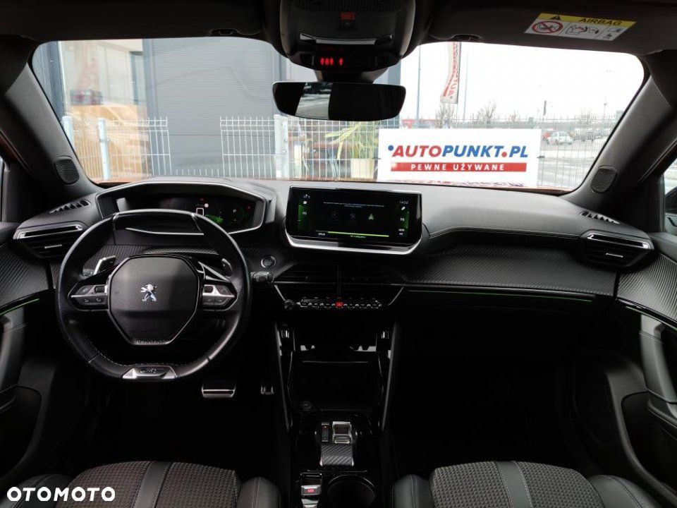 Peugeot 2008 - 24
