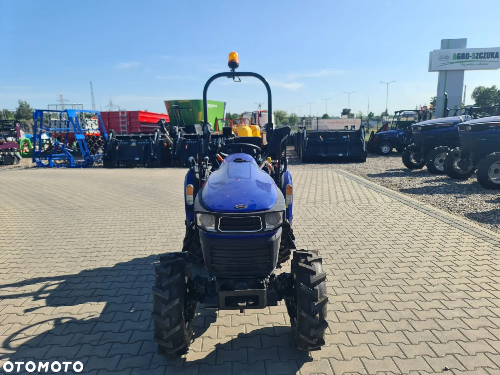 Farmtrac 26 4WD - 9