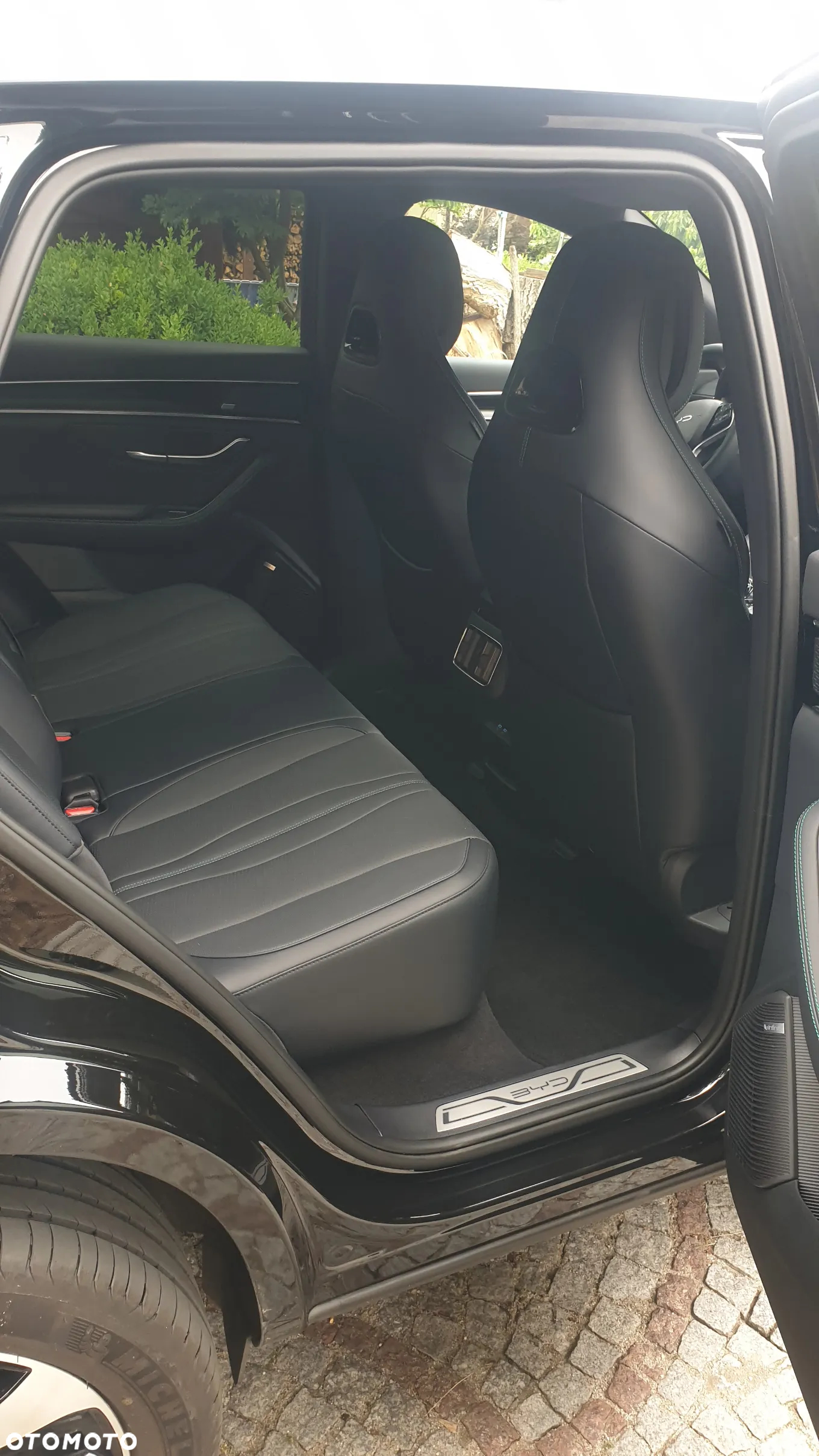 BYD Seal U 1.5T DM-i Design AWD - 10