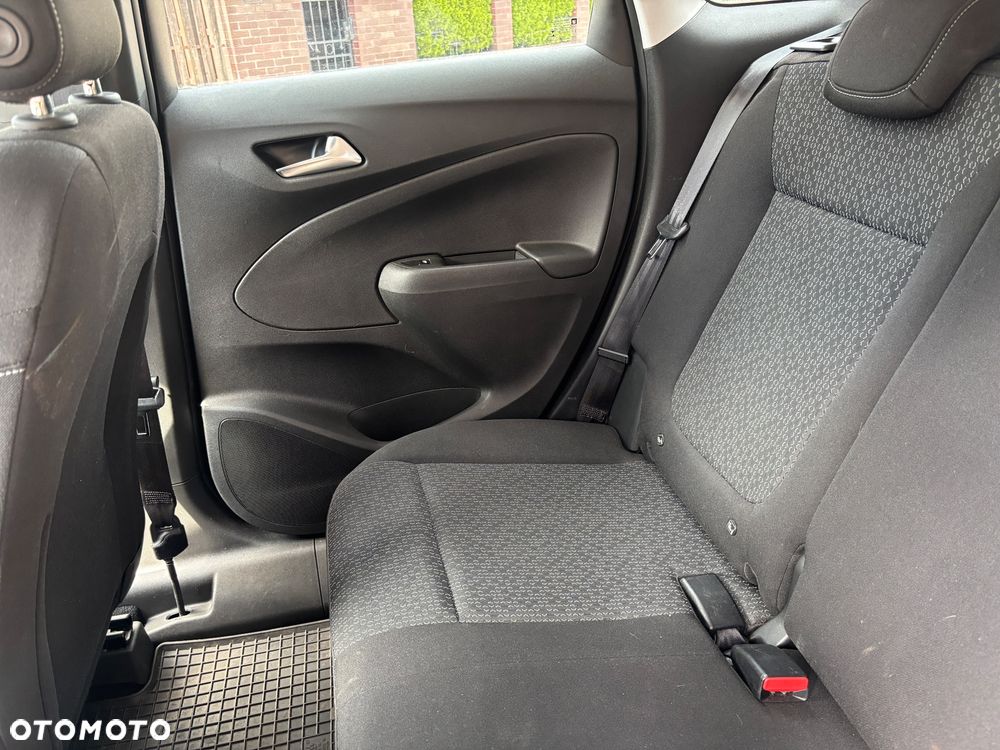 Opel Crossland X - 11