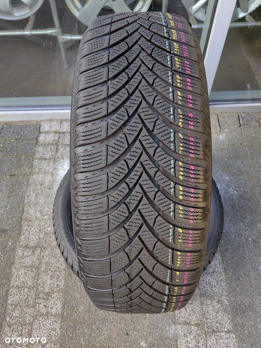 205/60R16 96H  Semperit Speed Grip 5 opona pojedyncza zimowa - 1