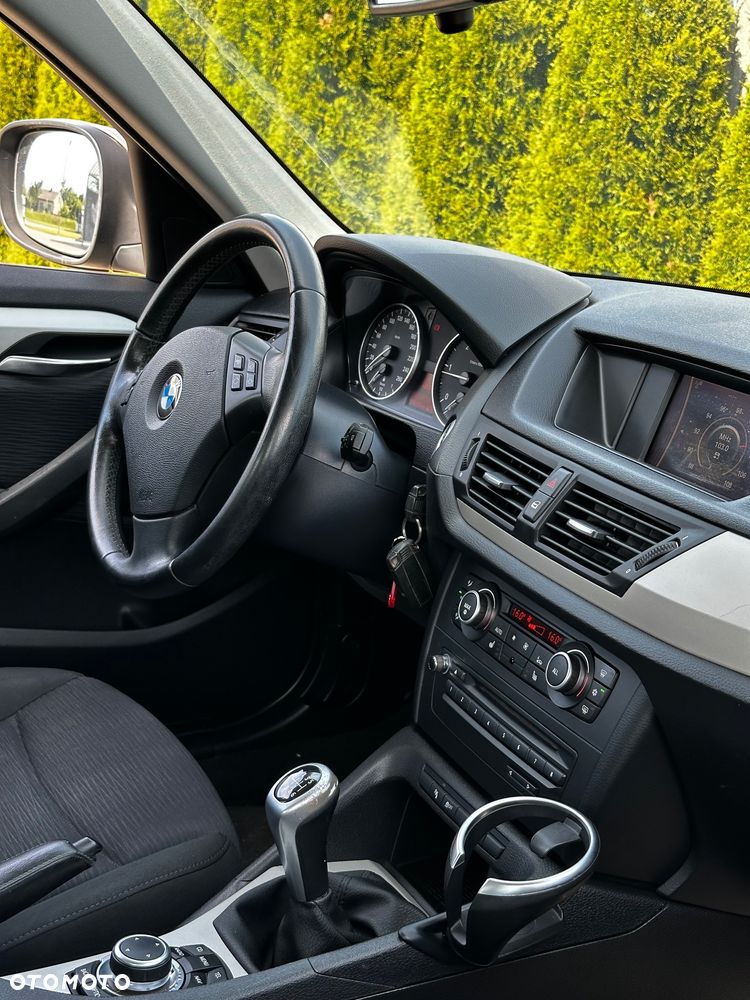 BMW X1 sDrive18d - 32