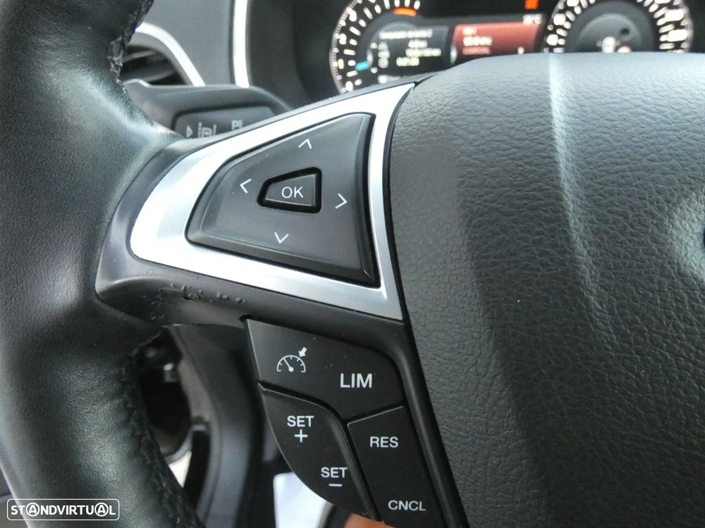 Ford S-Max 2.0 TDCi Titanium - 25