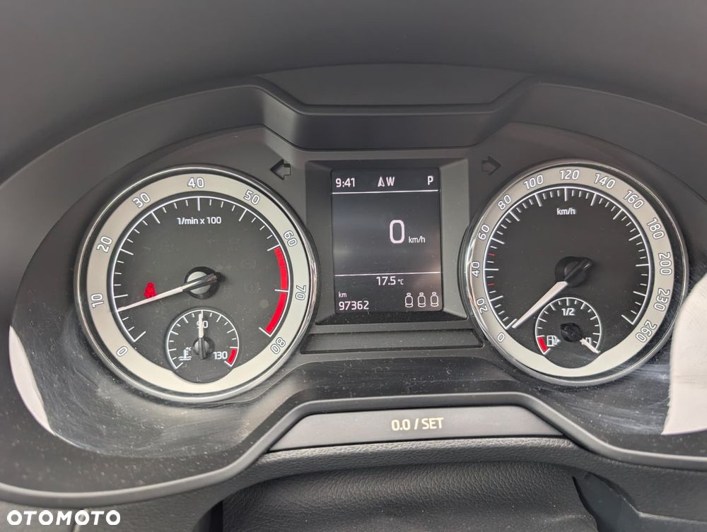 Skoda Octavia 1.5 TSI GPF ACT Clever DSG - 2