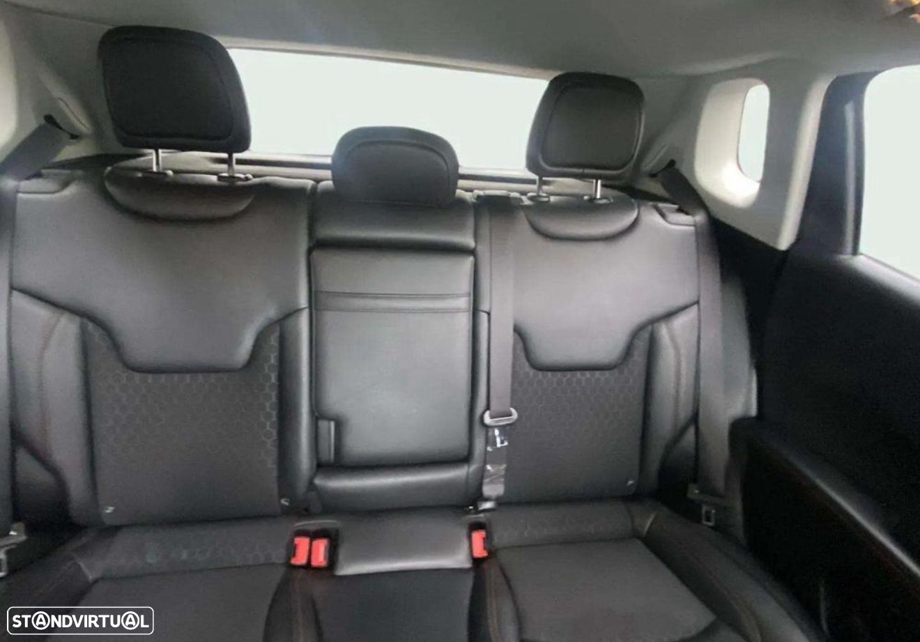 Jeep Compass 1.3 T Limited DCT - 20
