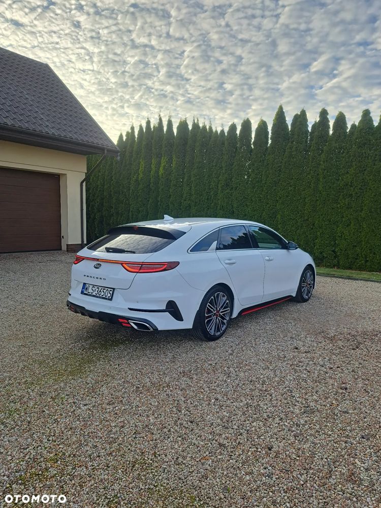 Kia ProCeed - 3