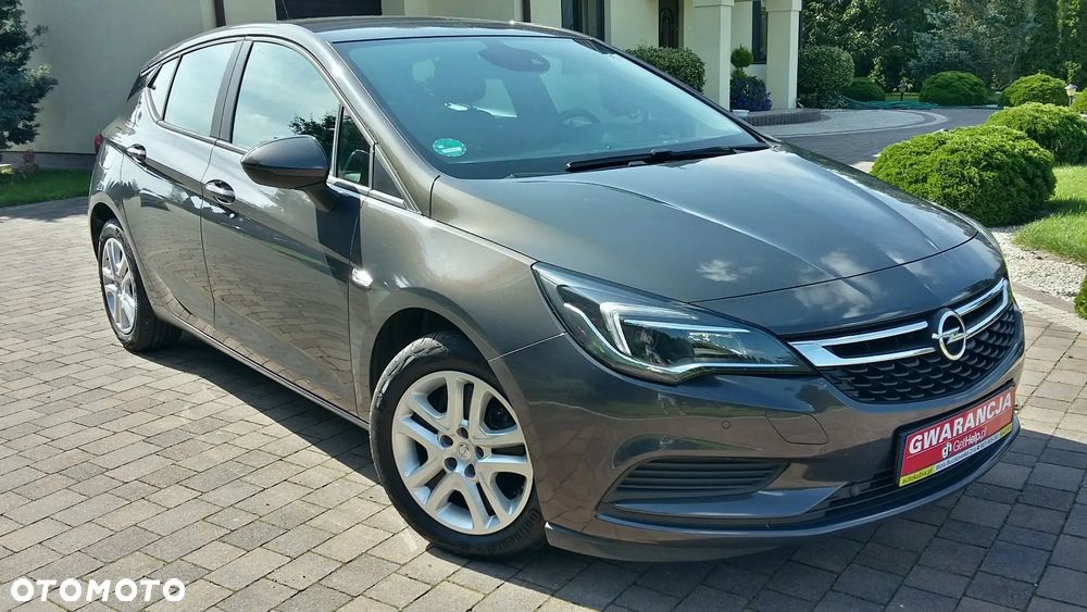 Opel Astra 1.4 Turbo Color Edition - 1