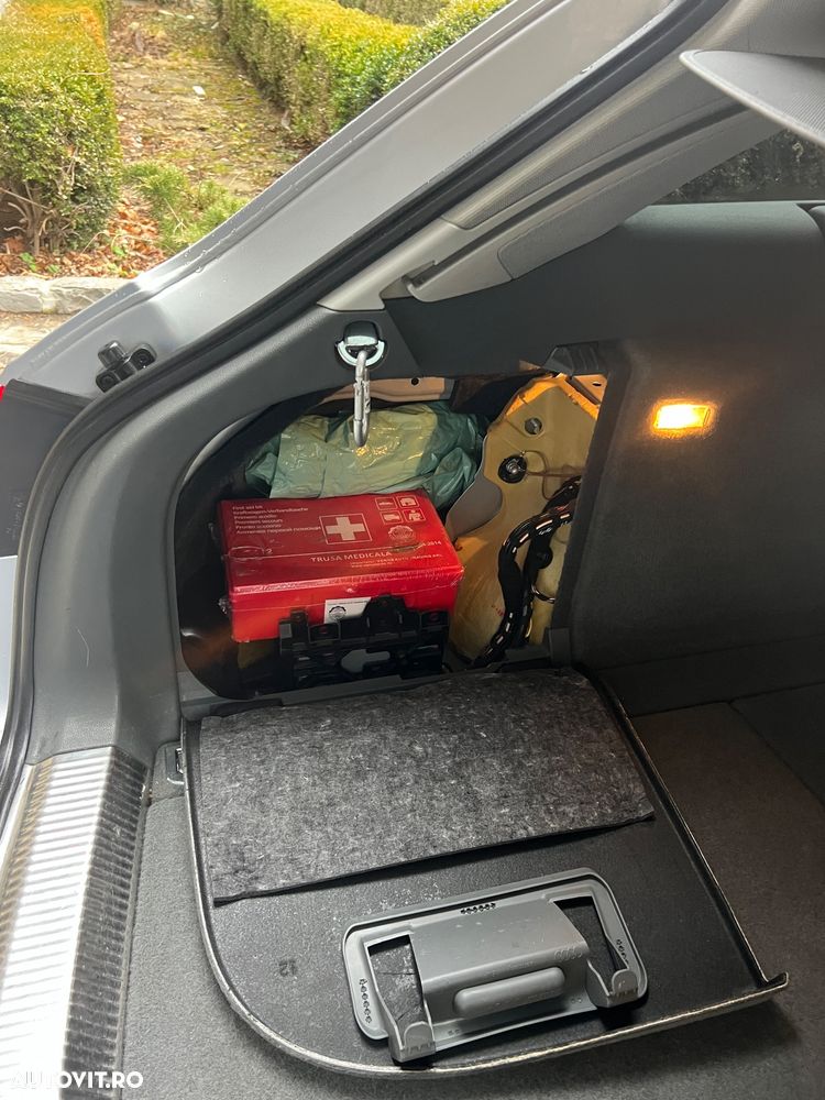 Audi A4 2.0 TDI DPF quattro Ambiente - 17